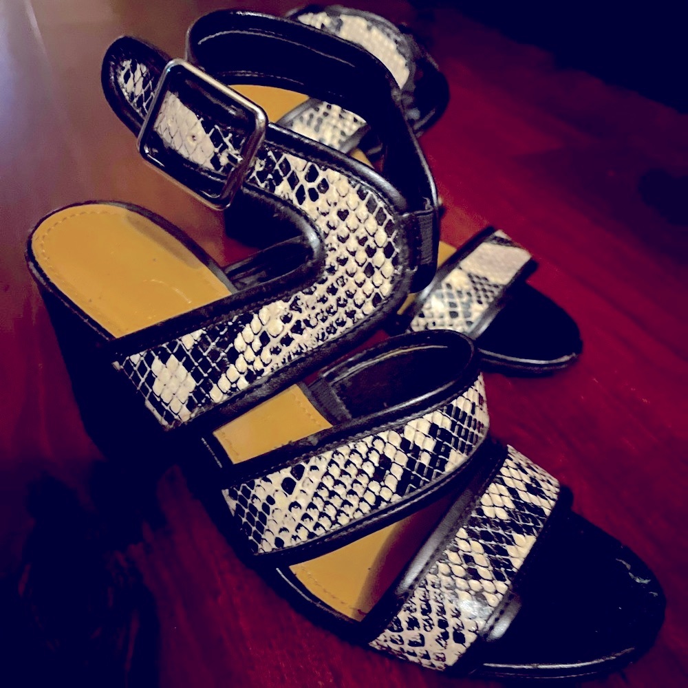 Franko Sarto Leather Sandle